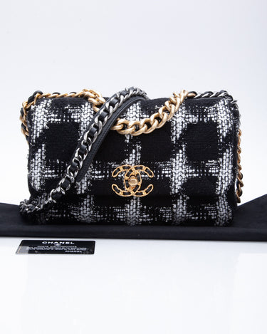 Chanel 19 Flap Bag Medium Black/White Tweed Gold