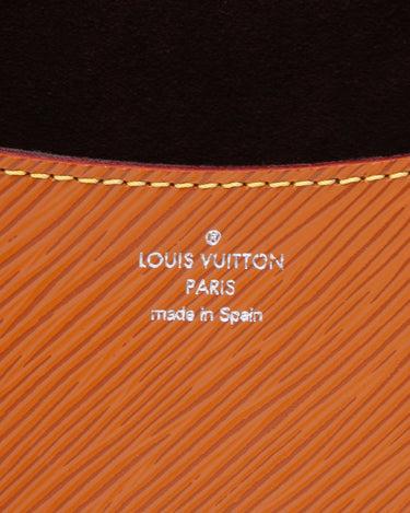 Louis Vuitton Buci Gold Honey EPI