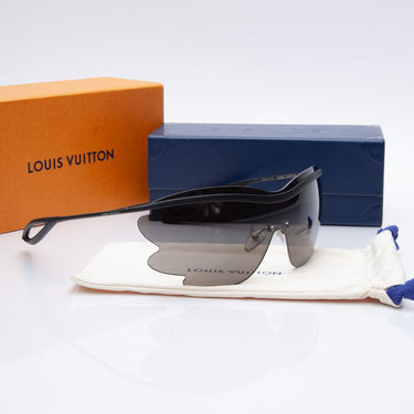 LOUIS VUITTON Bohemian Vuittony Mask Sunglasses Black