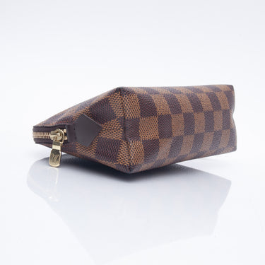 Louis Vuitton toiletry pouch 26 // cosmetic pouch pm  Louis vuitton  cosmetic bag, Louis vuitton cosmetic pouch, Louis vuitton
