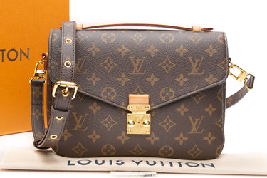 LOUIS VUITTON Monogram Pochette Metis