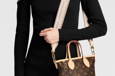 LOUIS VUITTON Beige Monogram Neverfull BB Crossody Bag