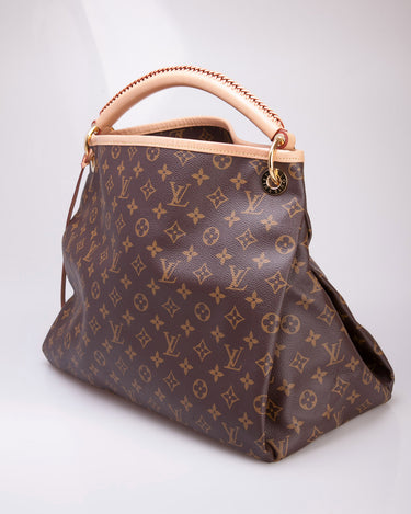 Authenticating an Artsy Louis Vuitton 