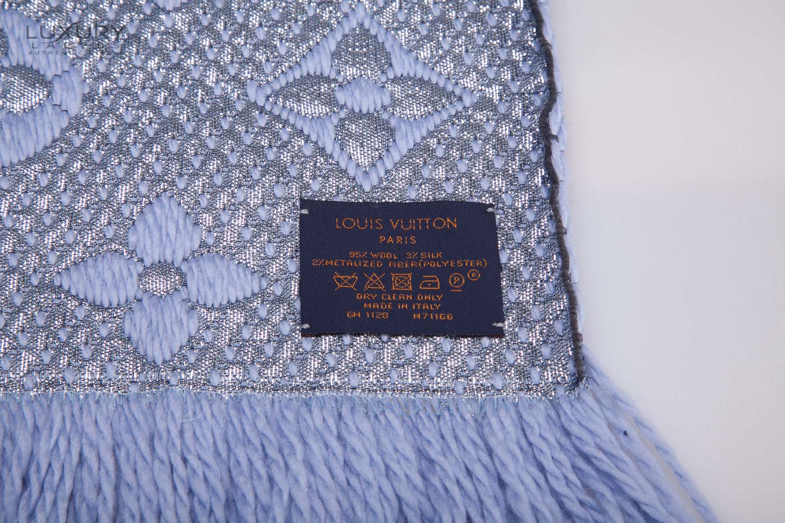 Pre-owned Louis Vuitton Black Wool & Silk Logomania Shine Scarf